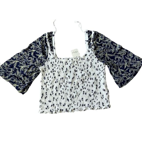 Free People XL Oversized Bell Sleeve Smocked Crop Top Blue Ditzy Floral Coquette - Picture 3 of 6